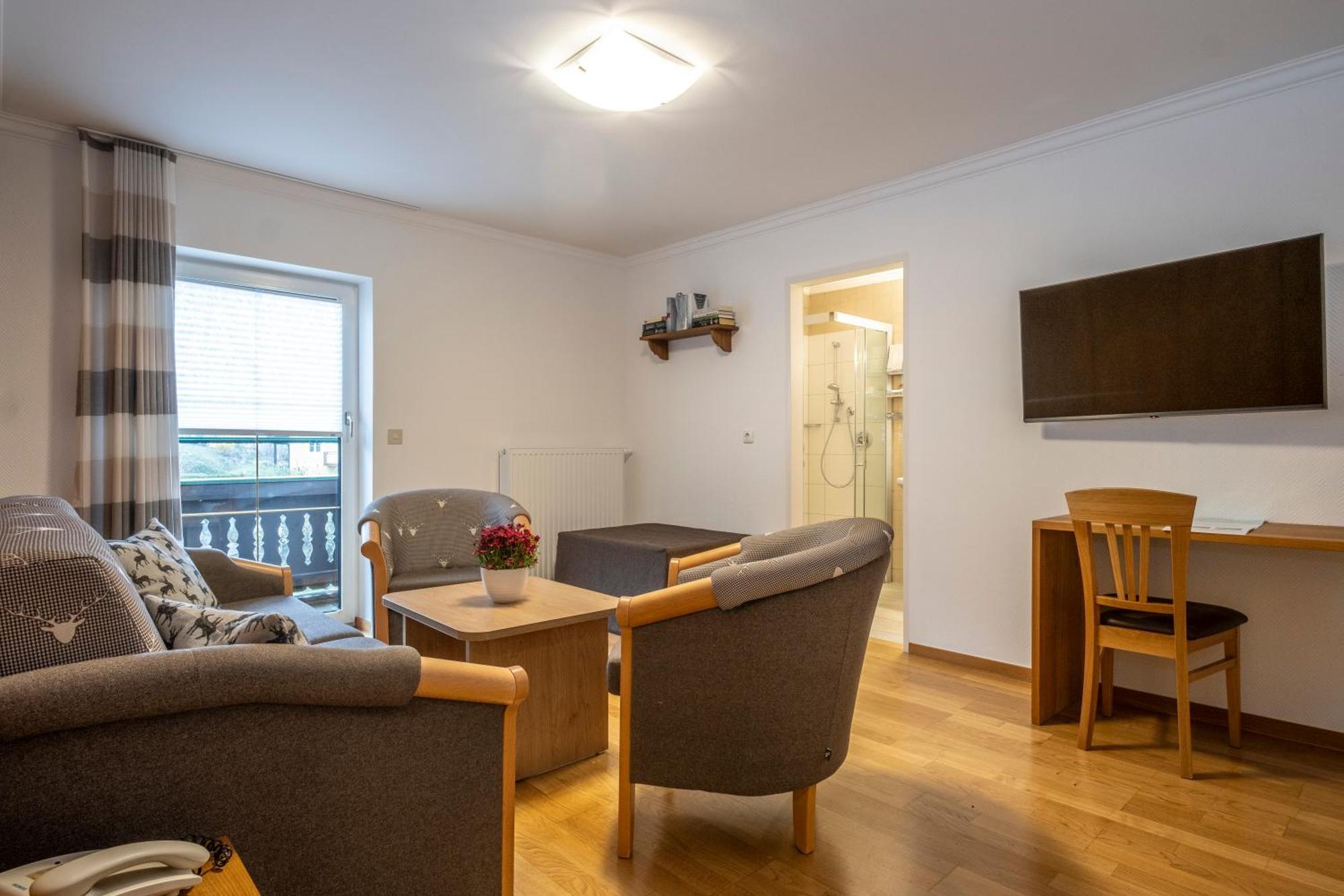 Hotel-Pension Falkensteiner Sankt Gilgen Extérieur photo